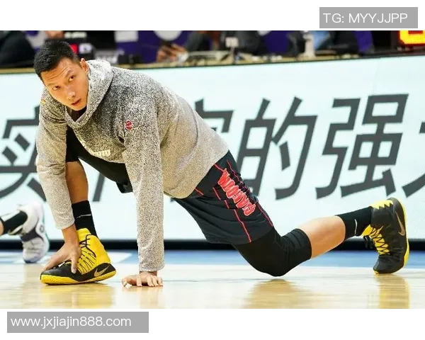 邹雨宸的篮球之路：从青涩少年到职业赛场的奋斗历程与成长故事