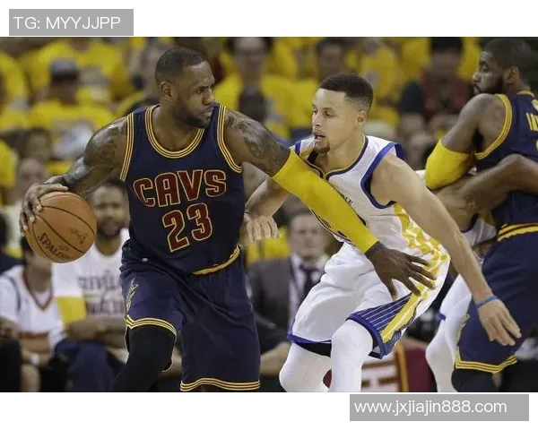 魔术与骑士东部决赛第二场激战回顾球员表现与战术分析